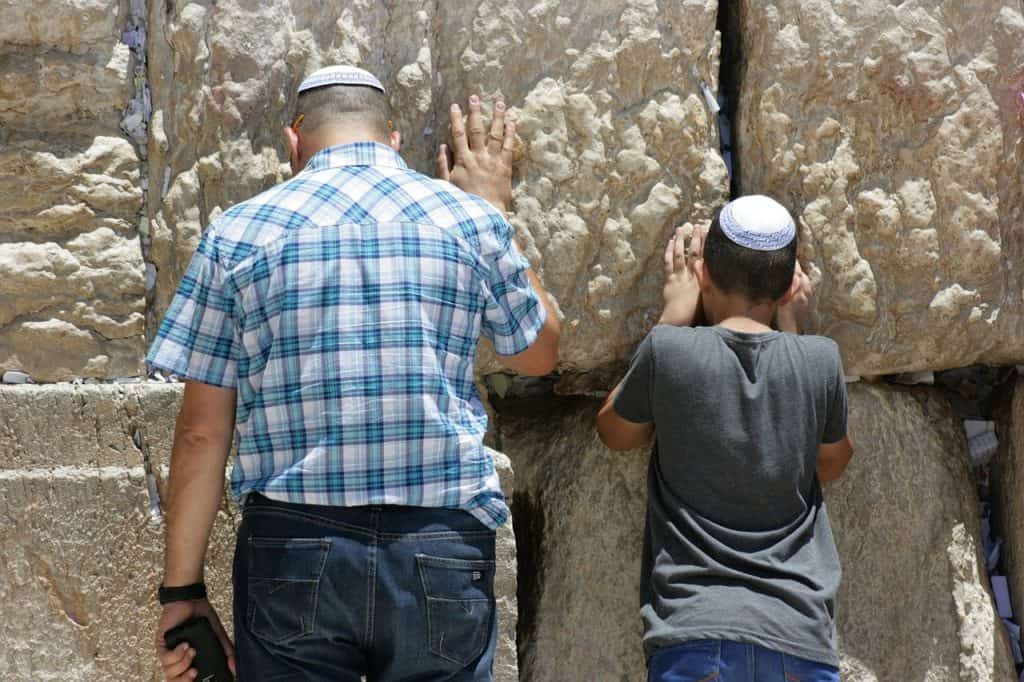 אבא ובן